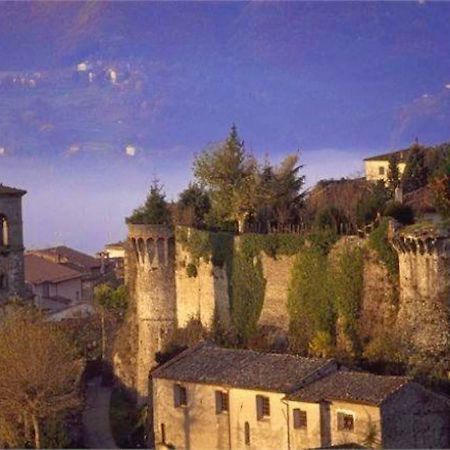 Monnalisa Apartment Castiglione di Garfagnana Luaran gambar