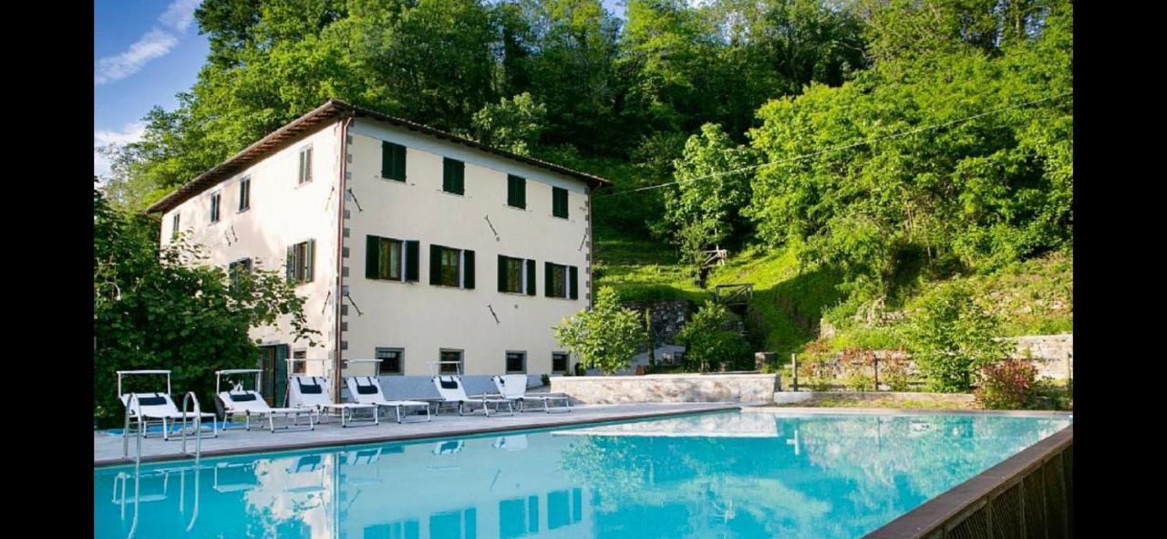 Monnalisa Apartment Castiglione di Garfagnana Luaran gambar