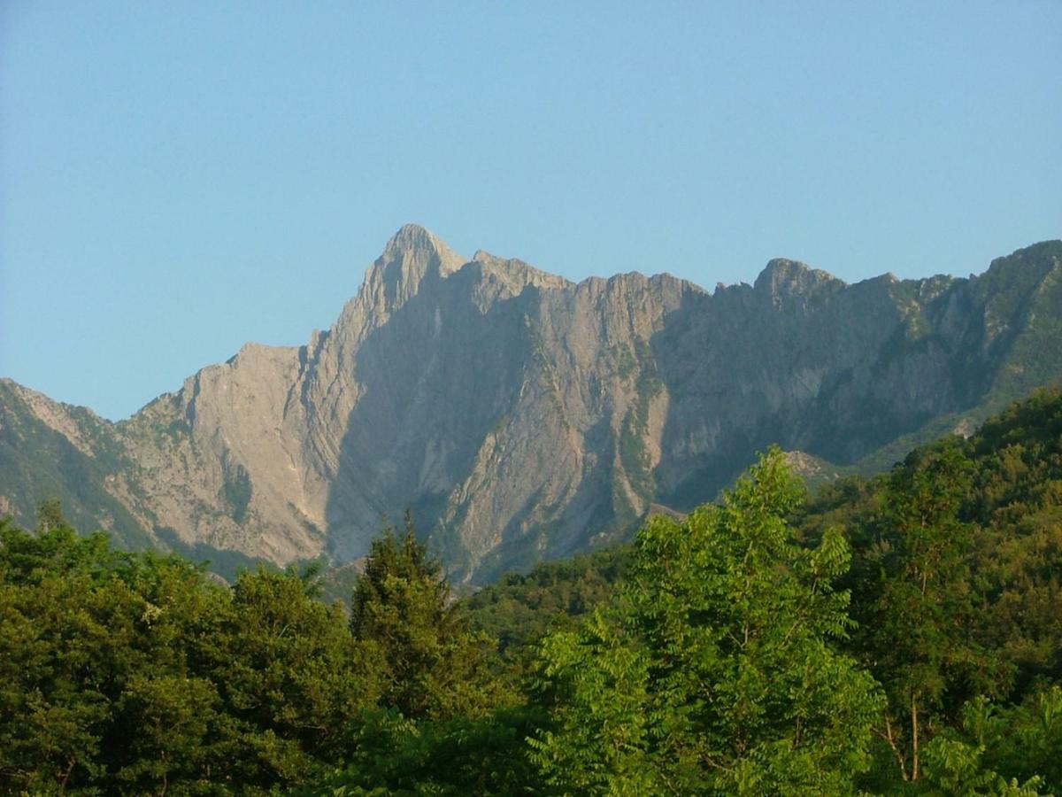 Monnalisa Apartment Castiglione di Garfagnana Luaran gambar