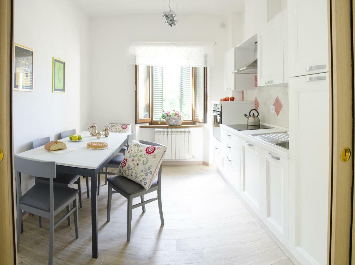 Monnalisa Apartment Castiglione di Garfagnana Luaran gambar