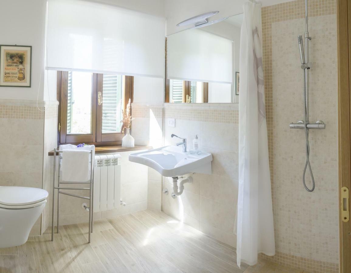 Monnalisa Apartment Castiglione di Garfagnana Luaran gambar